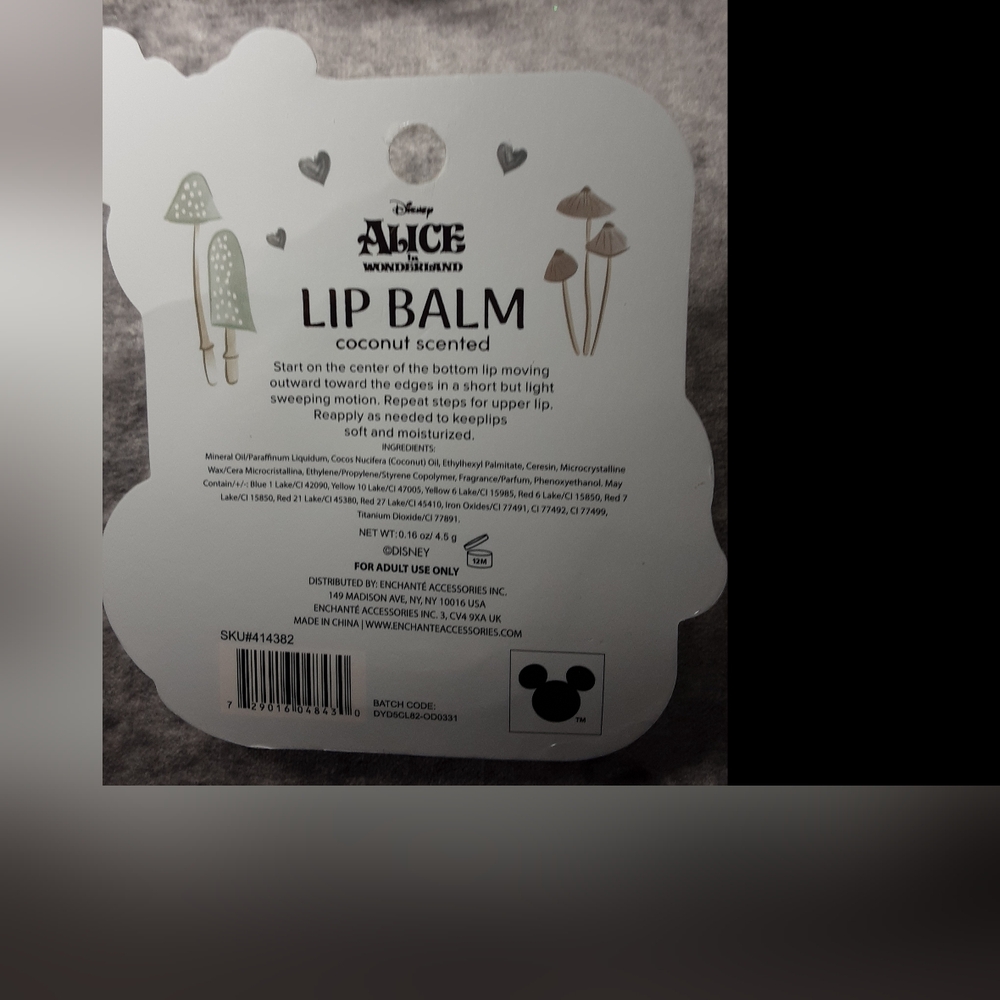 Disney Alice In Wonderland Lip Balm Mushroom Coconut Scented NWT - Picture 3 of 3